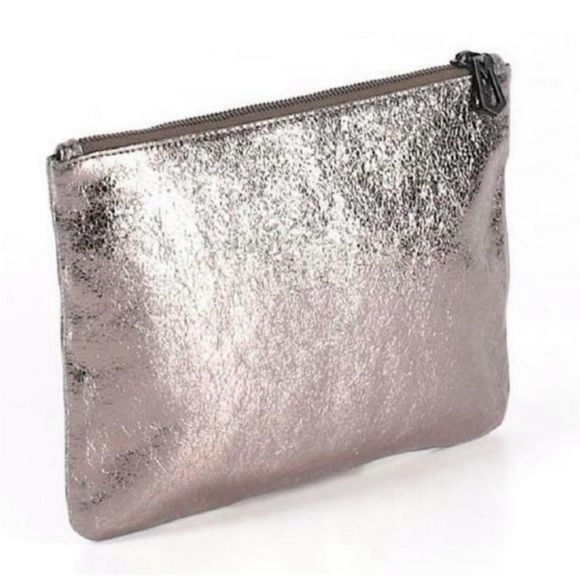 NEW Marc Jacobs for Target Silver Metallic Bag Pouch Wristlet Clutch Wallet - Picture 2 of 3